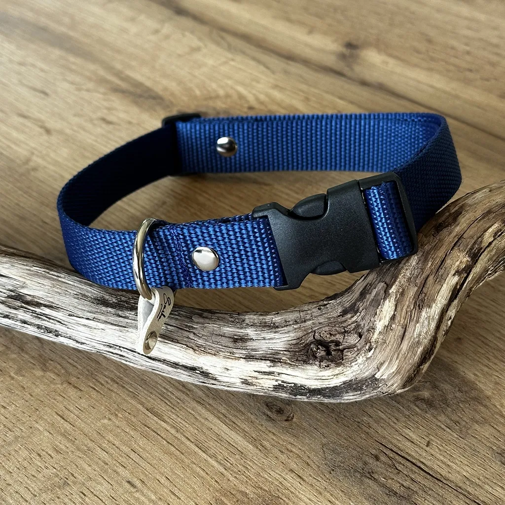 collier-textile-bleu